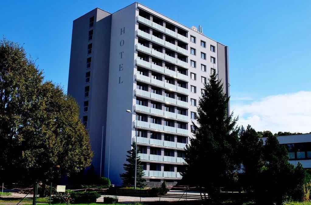 Hotel Patria Trutnov Buitenkant foto